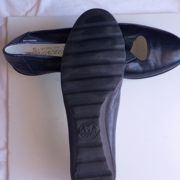 Mephisto Gazelle Black Leather Wedge - Picture 7 of 9